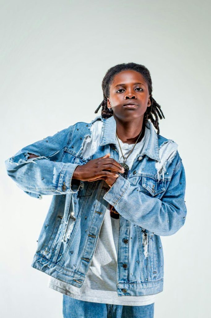 629657875_890578537094878_4951203264545630336_n-682x1024 Mick Rapper  - Vida Dura